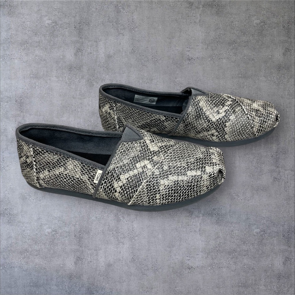 TOMS Alpargata Gray Snakeskin Print Espadrille Loafer Shoes Womens 7 Flats